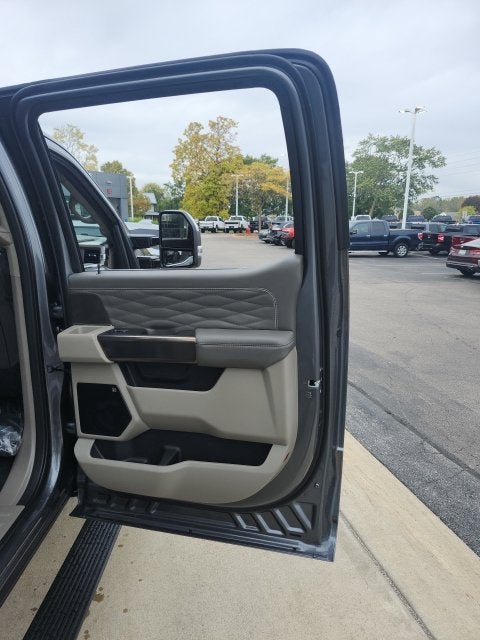 2027 Ford F-250 Platinum