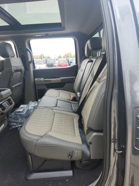 2027 Ford F-250 Platinum