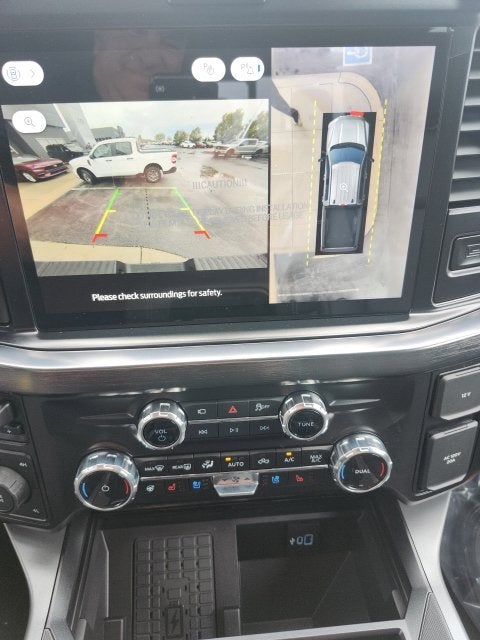 2027 Ford F-250 Lariat