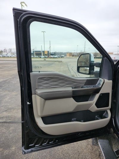 2026 Ford F-250 Platinum