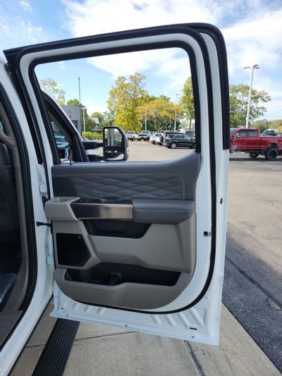 2027 Ford F-250 F-250® Platinum®