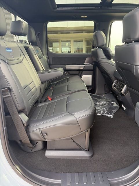 2026 Ford F-250 Platinum