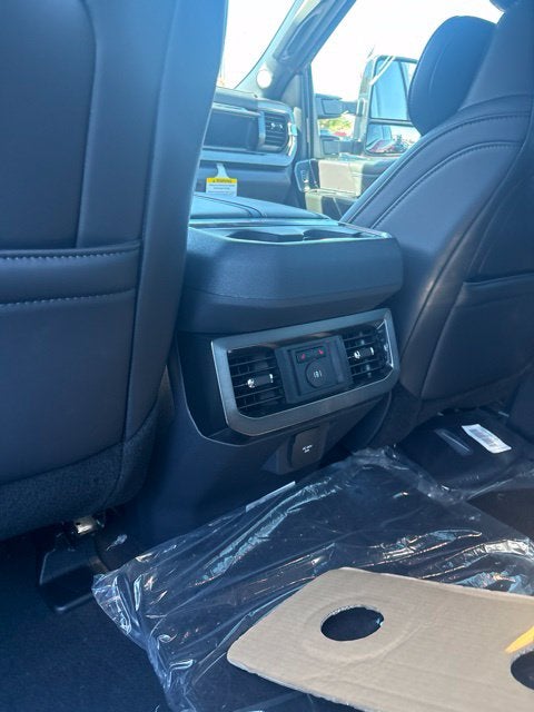 2027 Ford F-250 Platinum
