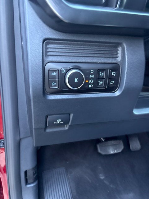 2027 Ford F-250 Lariat