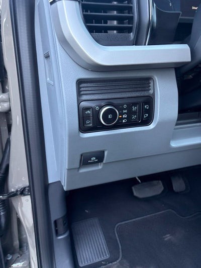 2027 Ford F-250 XLT