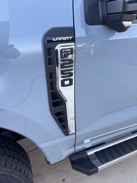 2027 Ford F-250 Lariat