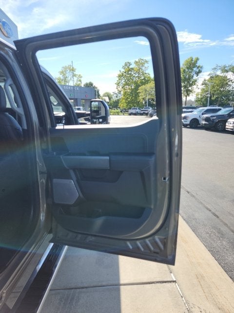 2027 Ford F-250 Lariat