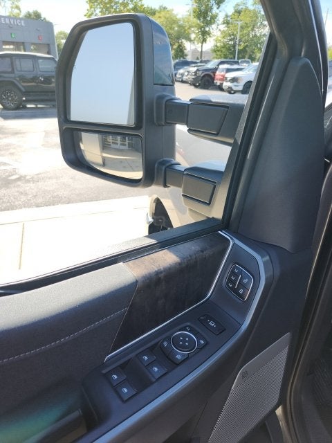2027 Ford F-250 Lariat