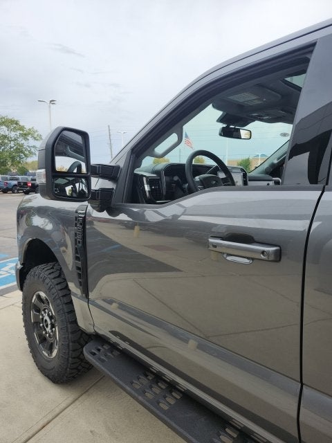 2027 Ford F-250 Lariat
