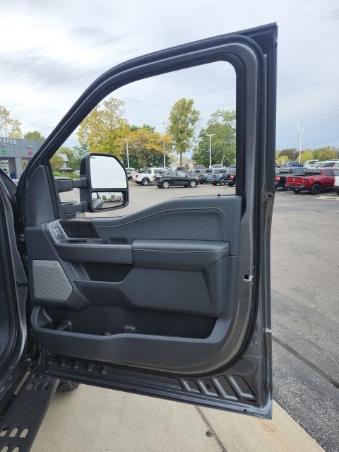 2027 Ford F-250 Lariat