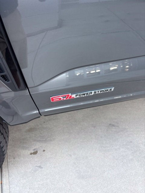 2027 Ford F-350 Platinum