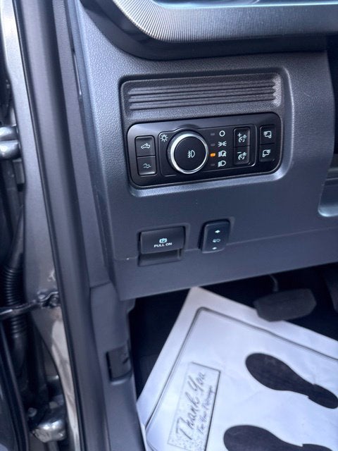 2027 Ford F-350 Platinum