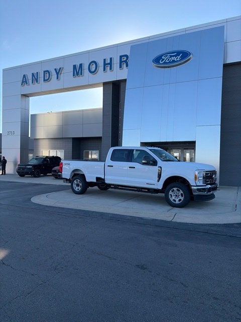2027 Ford F-350 XLT