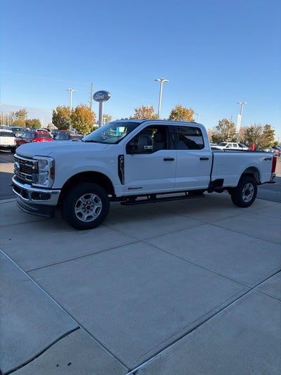 2027 Ford F-350 XLT