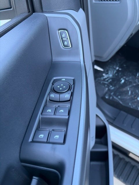 2027 Ford F-350 XLT