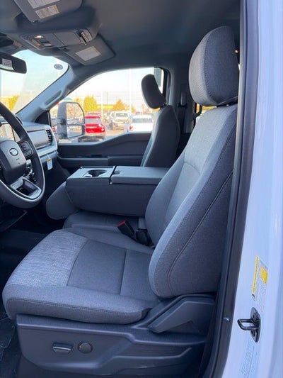 2027 Ford F-350 XLT