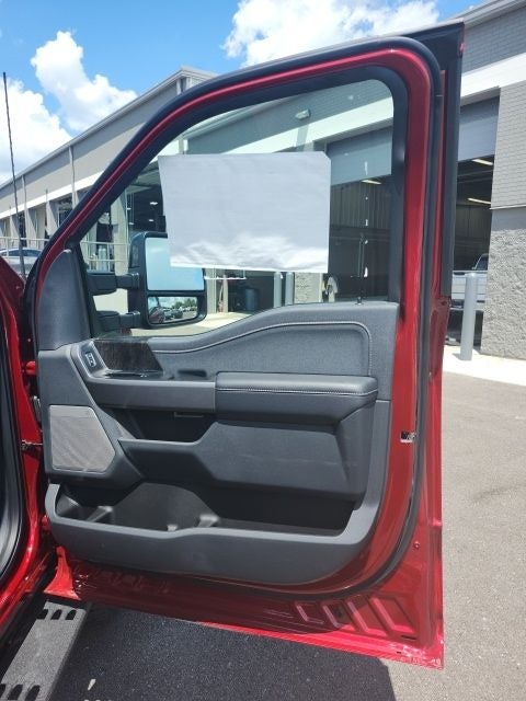 2025 Ford F-350 Lariat