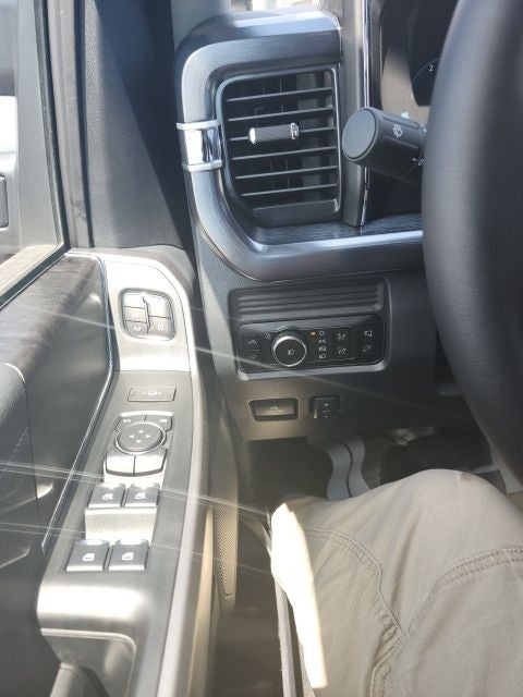 2025 Ford F-350 Lariat