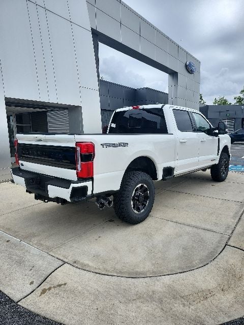 2026 Ford F-350 Platinum