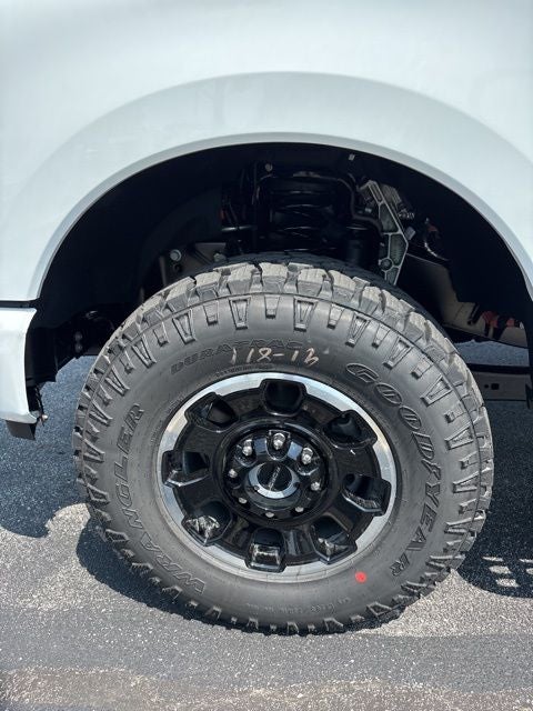 2025 Ford F-350 Lariat