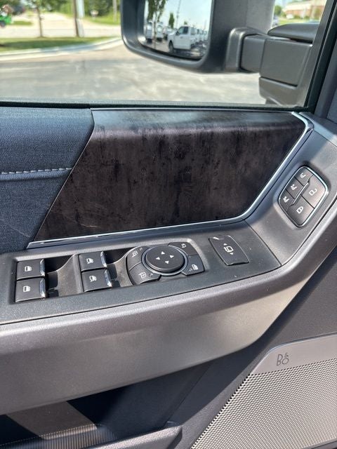 2025 Ford F-350 Lariat