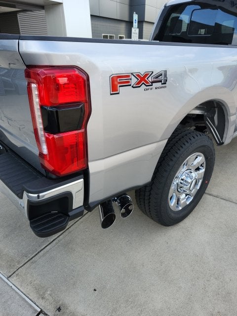 2027 Ford F-350 Lariat