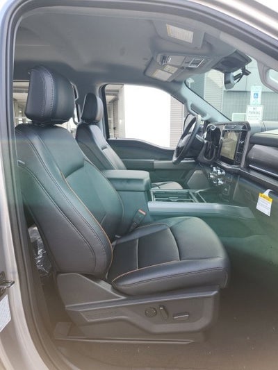2027 Ford F-350 Lariat