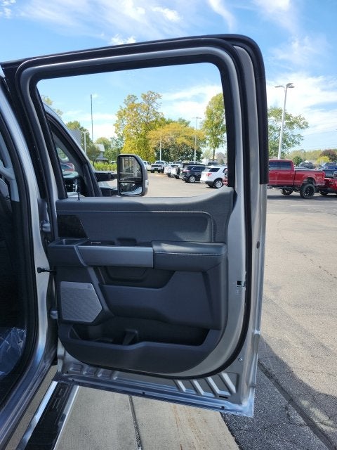 2027 Ford F-350 Lariat