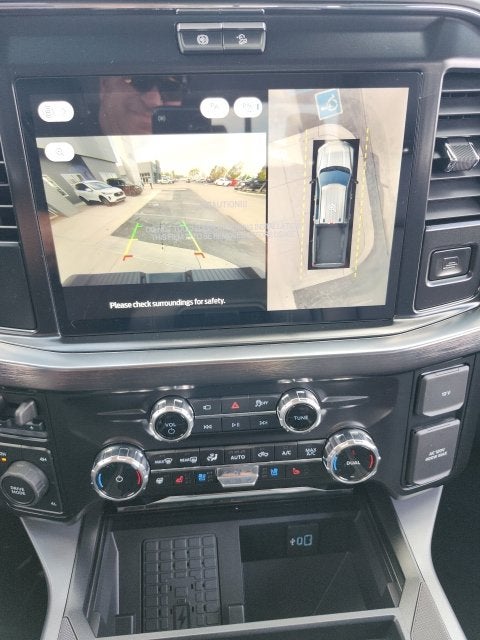 2027 Ford F-350 Lariat