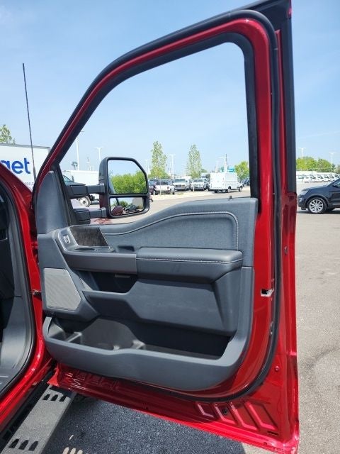 2025 Ford F-350 Lariat