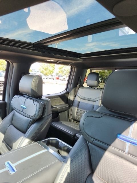 2027 Ford F-350 Platinum