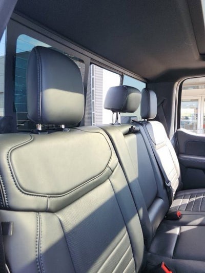 2027 Ford F-350 Platinum