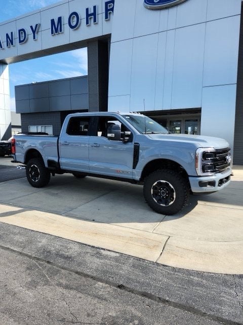 2027 Ford F-350 Platinum
