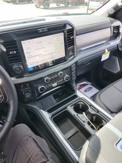 2027 Ford F-350 Platinum