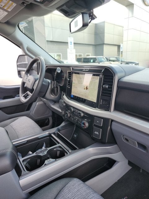 2027 Ford F-350 XLT