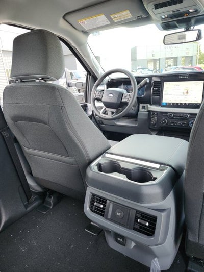2027 Ford F-350 XLT