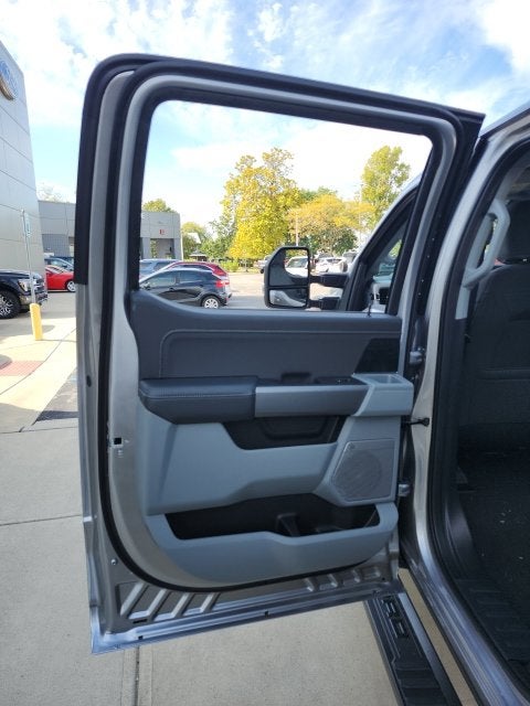 2027 Ford F-350 XLT