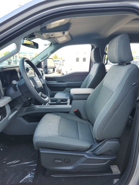2027 Ford F-350 XLT