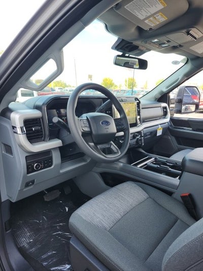 2027 Ford F-350 XLT
