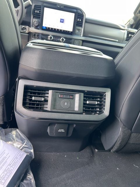 2025 Ford F-350 Platinum