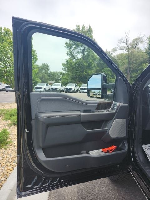 2025 Ford F-350 Lariat