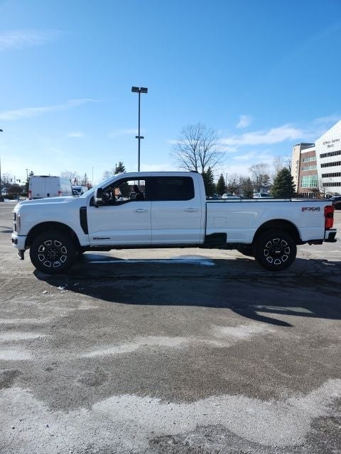 2026 Ford F-350 Platinum
