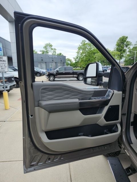 2026 Ford F-350 Platinum