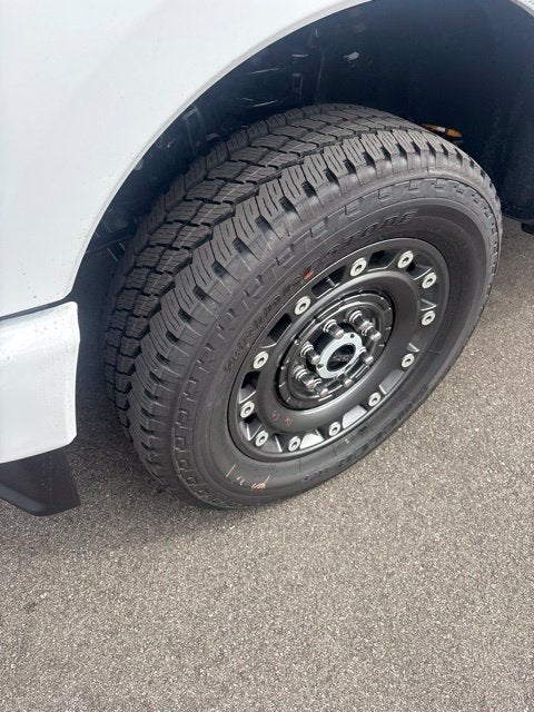 2027 Ford F-350 XLT