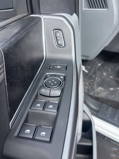 2027 Ford F-350 XLT