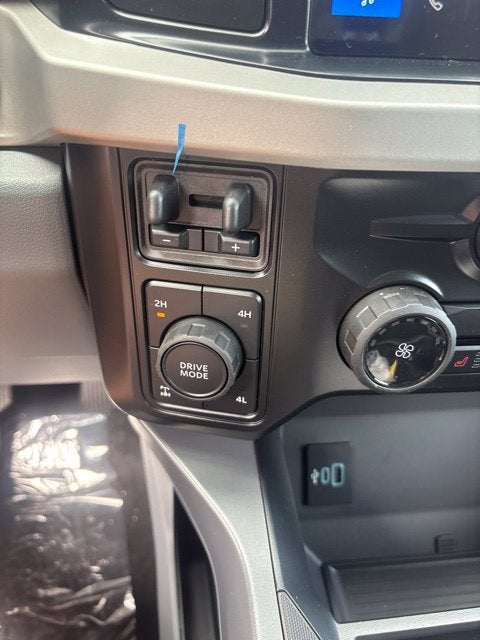 2027 Ford F-350 XLT