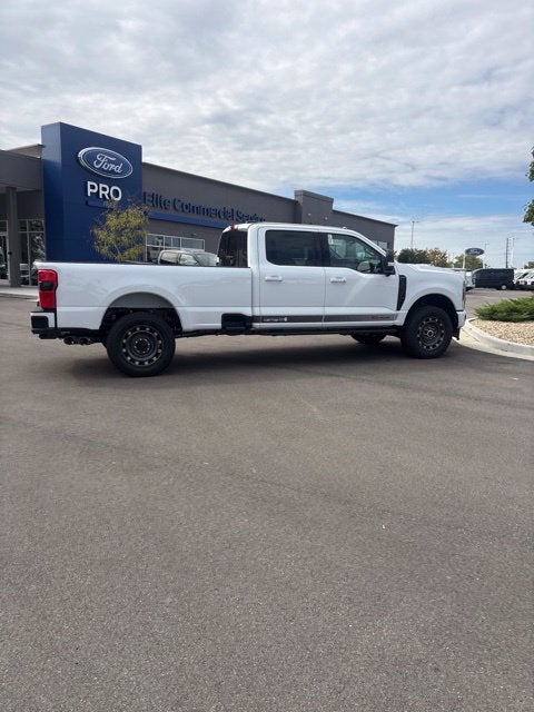 2027 Ford F-350 XLT