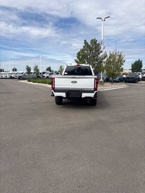 2027 Ford F-350 XLT