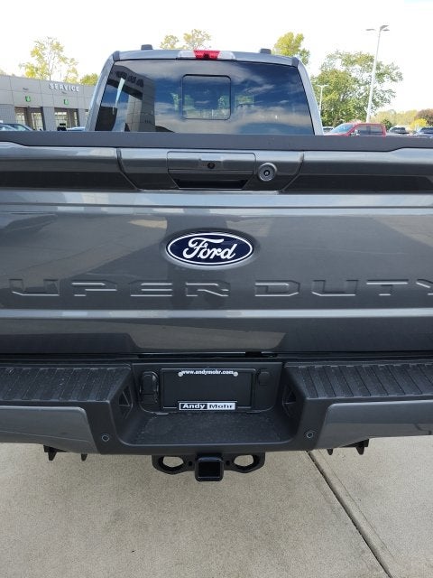 2027 Ford F-350 Lariat