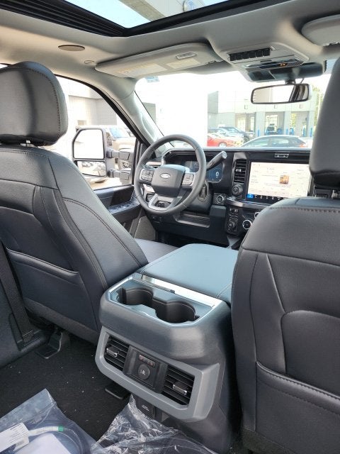 2027 Ford F-350 Lariat